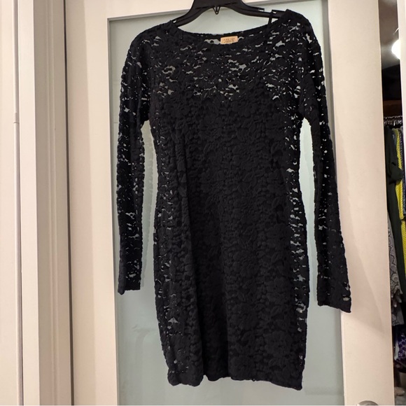 Anthropologie Dresses & Skirts - Anthropologie lacy long sleeved dress and slip